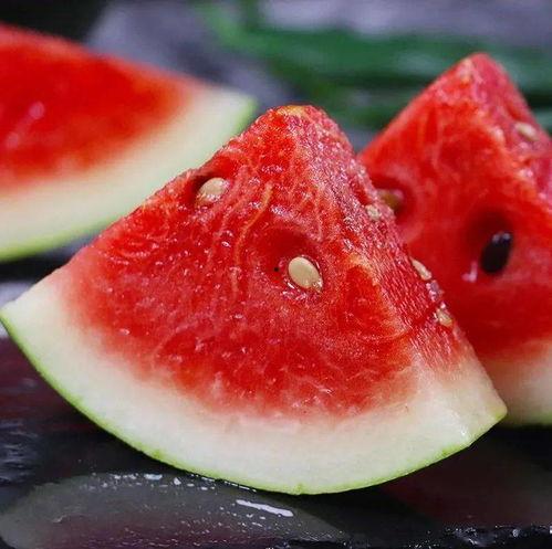 吃瓜群众免费吃瓜球,吃瓜群众狂欢时刻