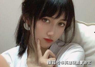 吃瓜事件女主角,揭秘吃瓜事件女主角的幕后真相