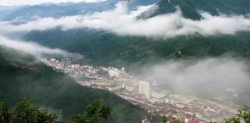 广平吃瓜县城,揭秘民间趣闻背后的社会现象